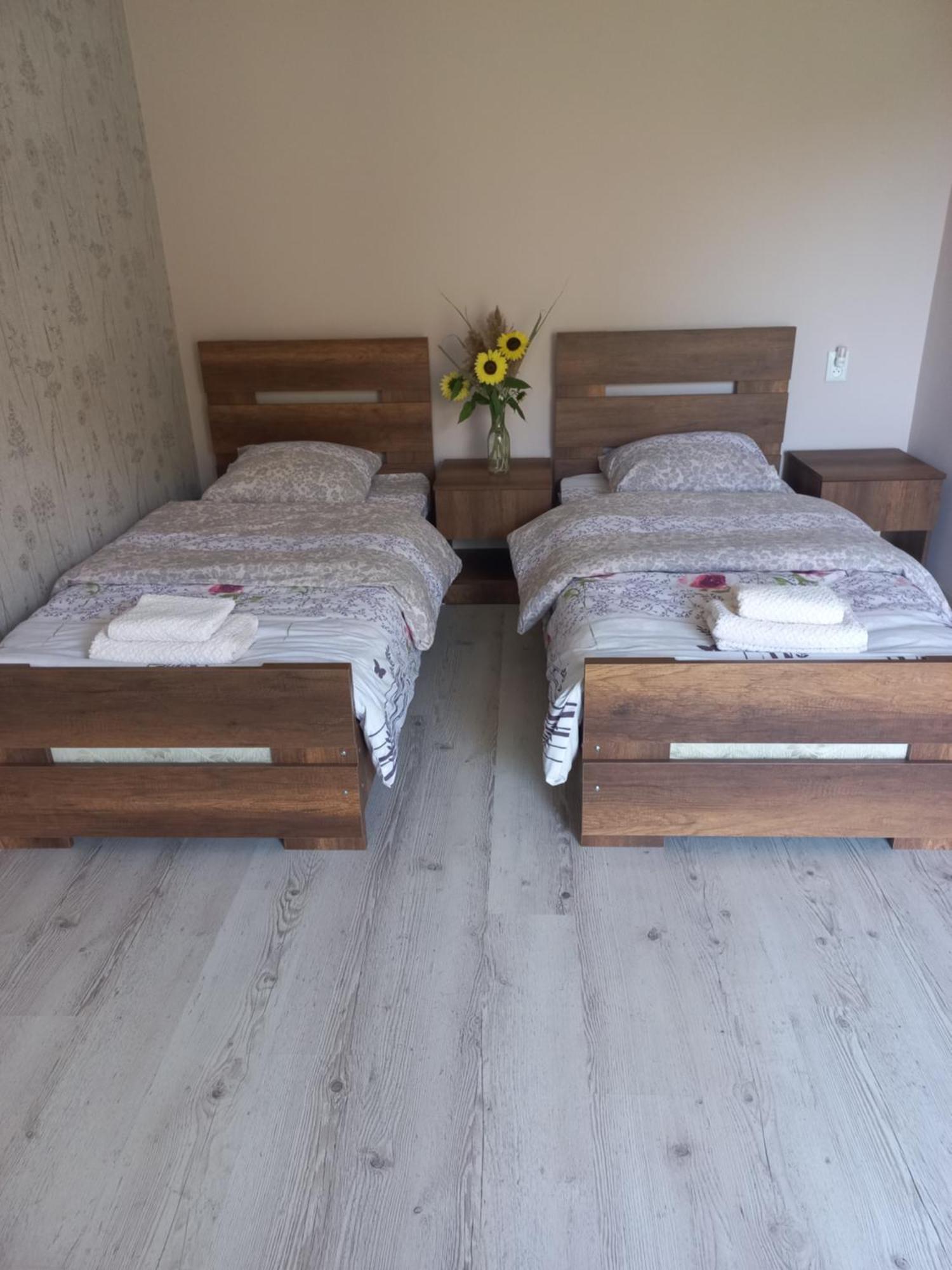 Bee House Ξενοδοχείο Pia Εξωτερικό φωτογραφία